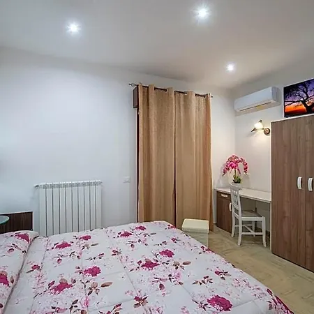 Il Ritrovo Degli Dei Bed and Breakfast 4*
